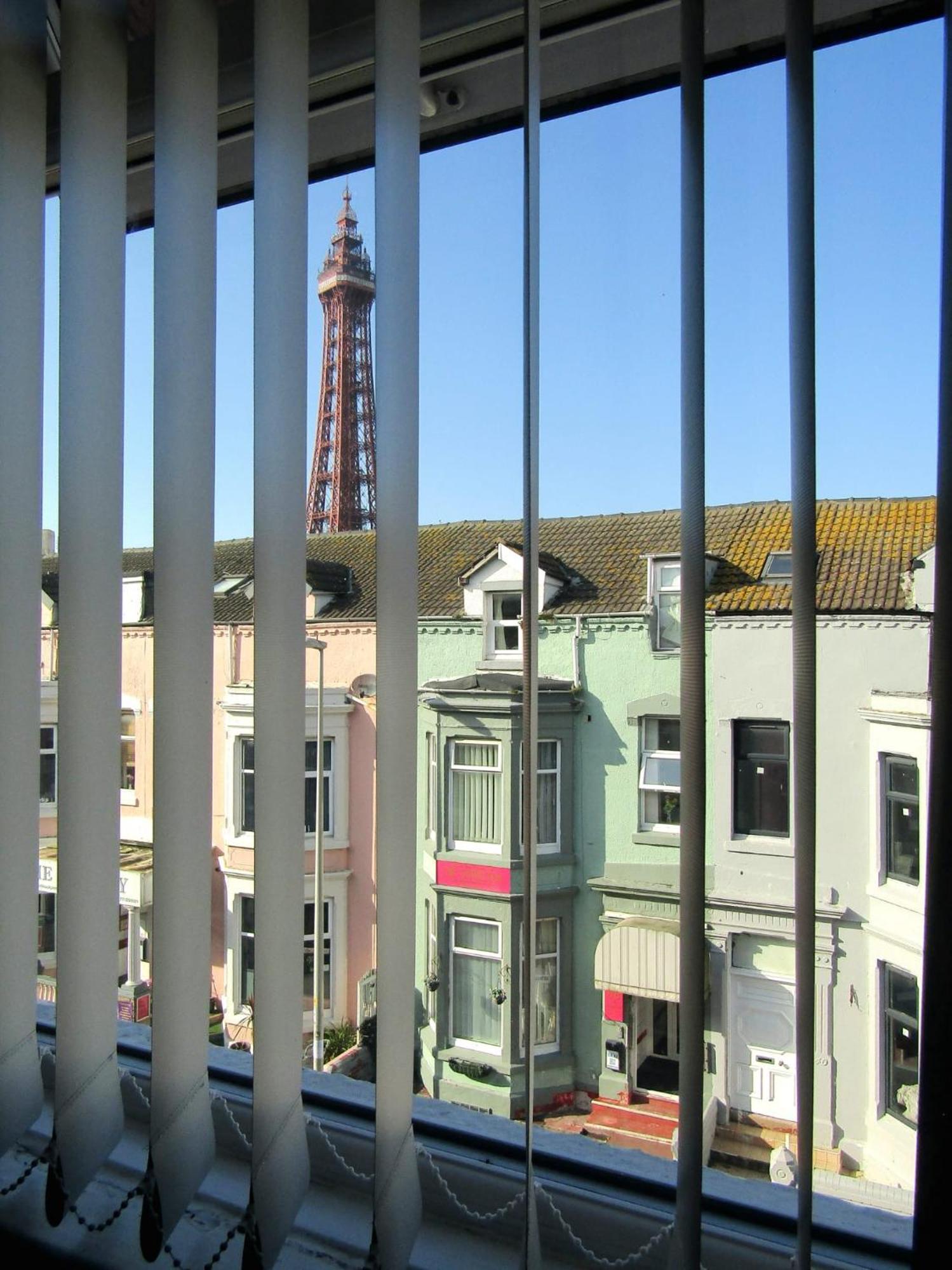 Wilsons Hotel - Blackpool Tower View Ngoại thất bức ảnh
